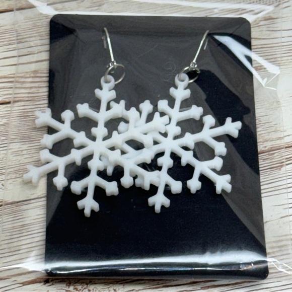 Jewelry - Snowflake Earrings - 3d printed design #7